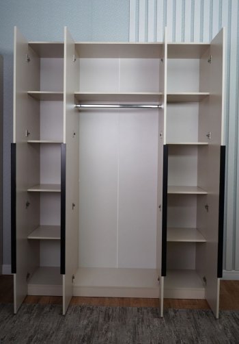 Шкаф 1600 мм Пальма с антресолью, Сатин (ДСВ) в Ревде - revda.mebel-e96.ru