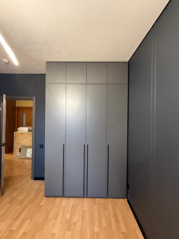 Шкаф 1600 мм 4-х створчатый Норд с антресолью графит (Миф) в Ревде - revda.mebel-e96.ru