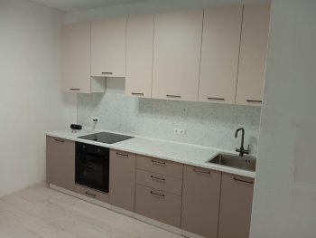 Кухонный гарнитур высокий Латте 3000 мм, Стол. 38 мм в Ревде - revda.mebel-e96.ru